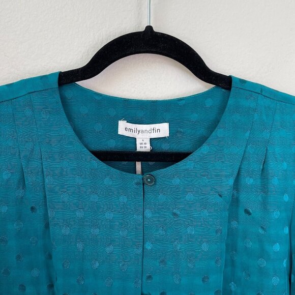 NEW Emily And Fin Size Small Teal Button Up Blouse Shirt Top Short Sleeve - Picture 2 of 8